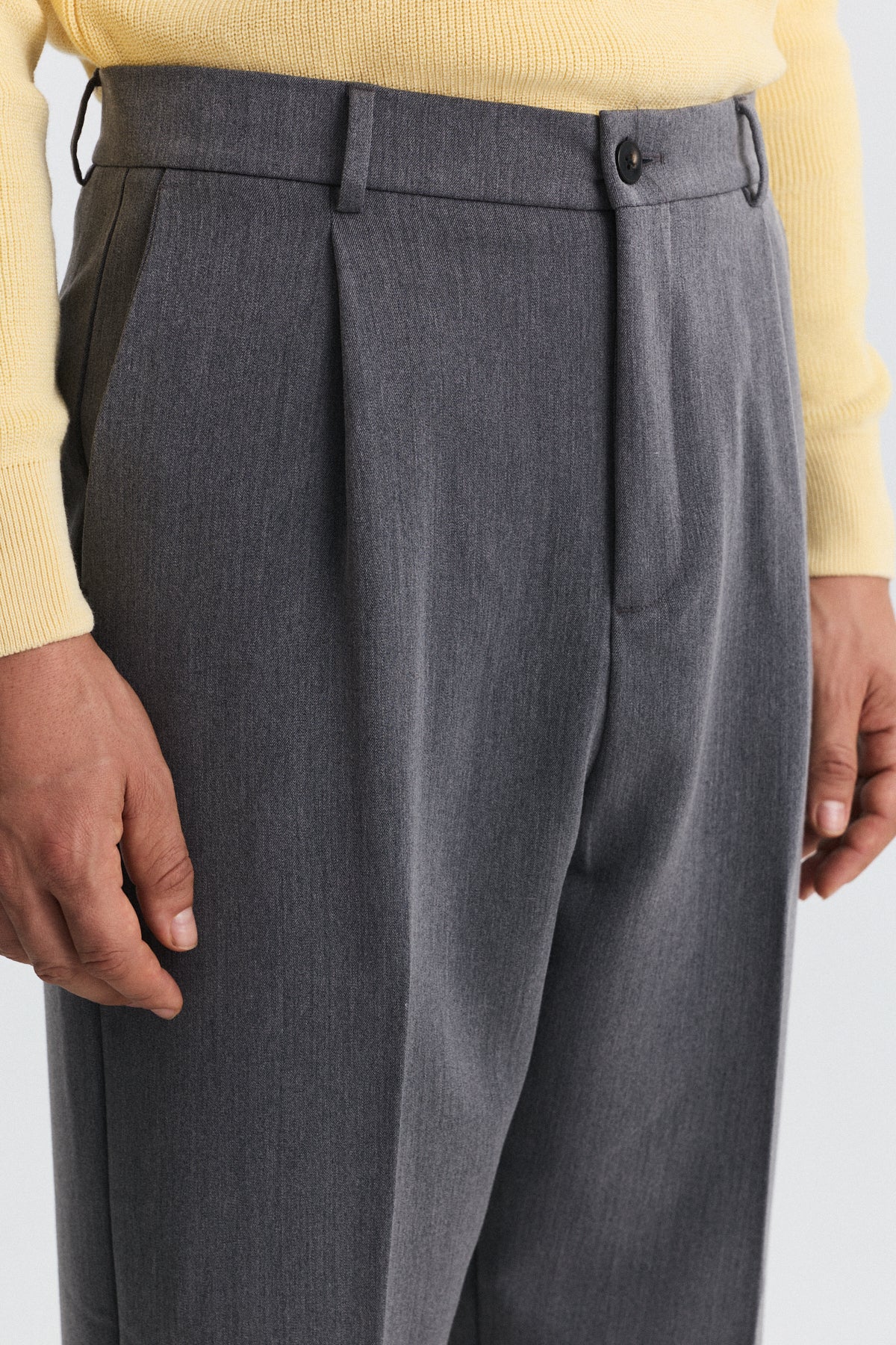Relax Fit Pilili Erkek Pantolon