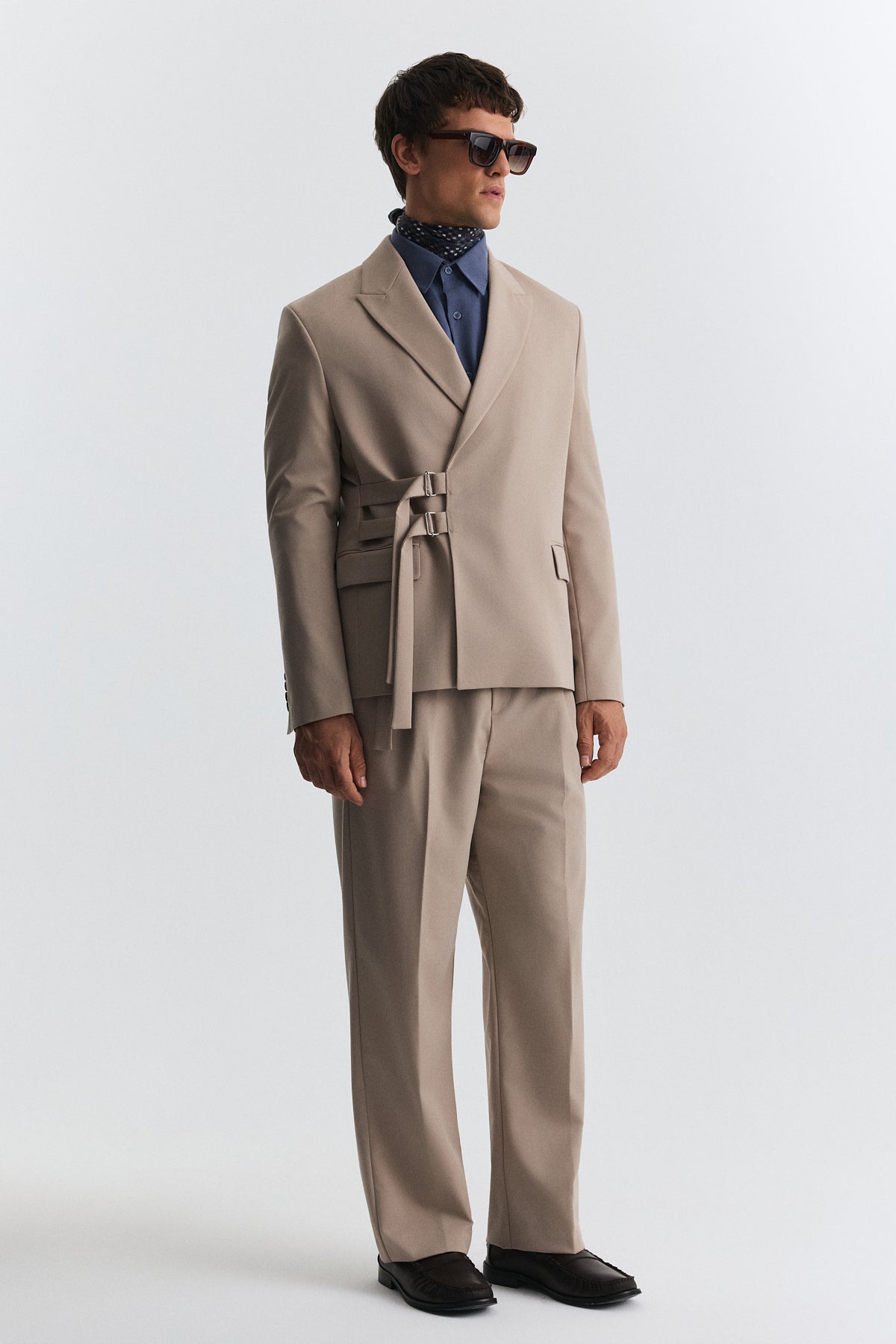Toka Kapamalı Blazer Ceket