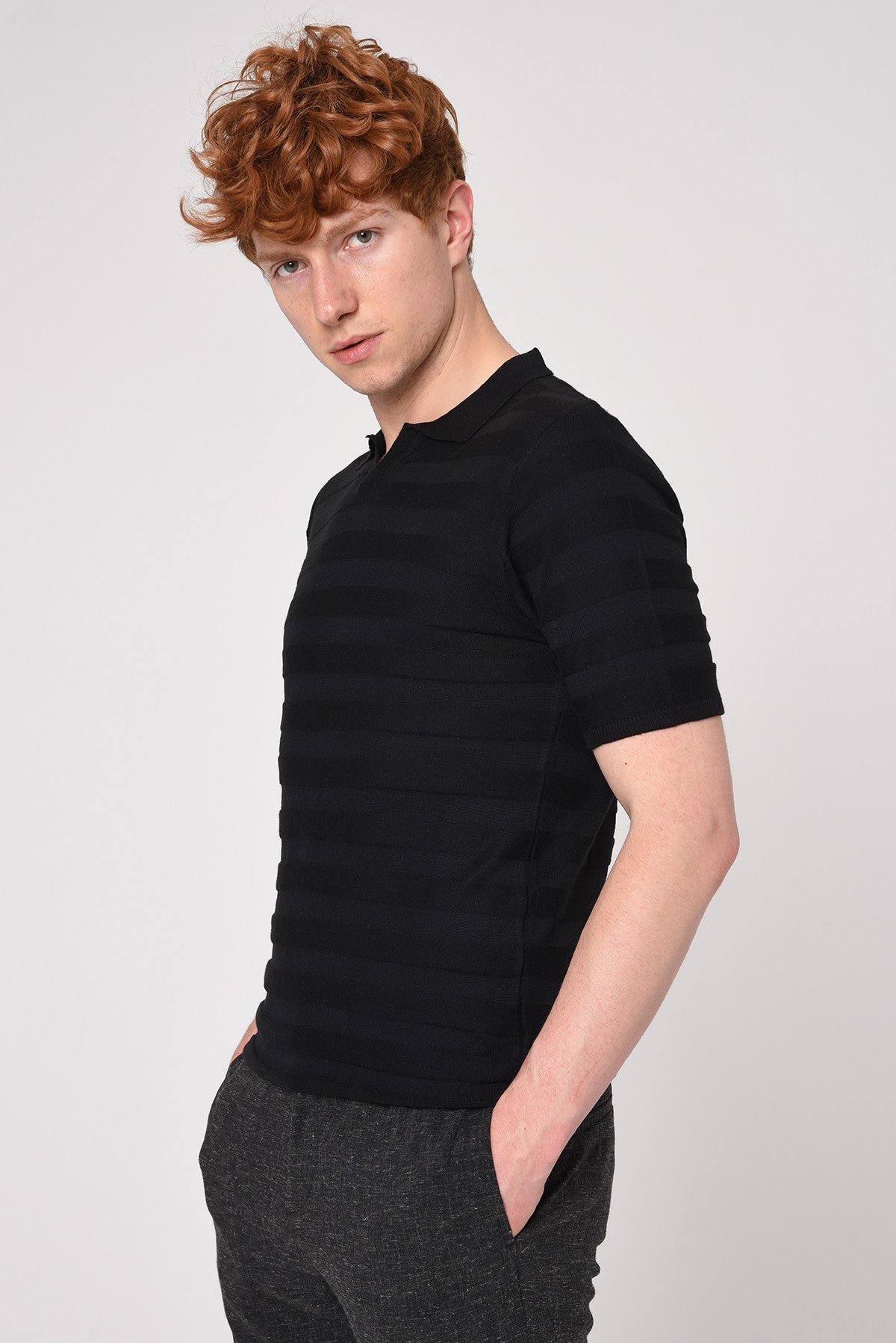 Antioch Siyah Şeritli Polo Yaka Desenli Triko T-Shirt