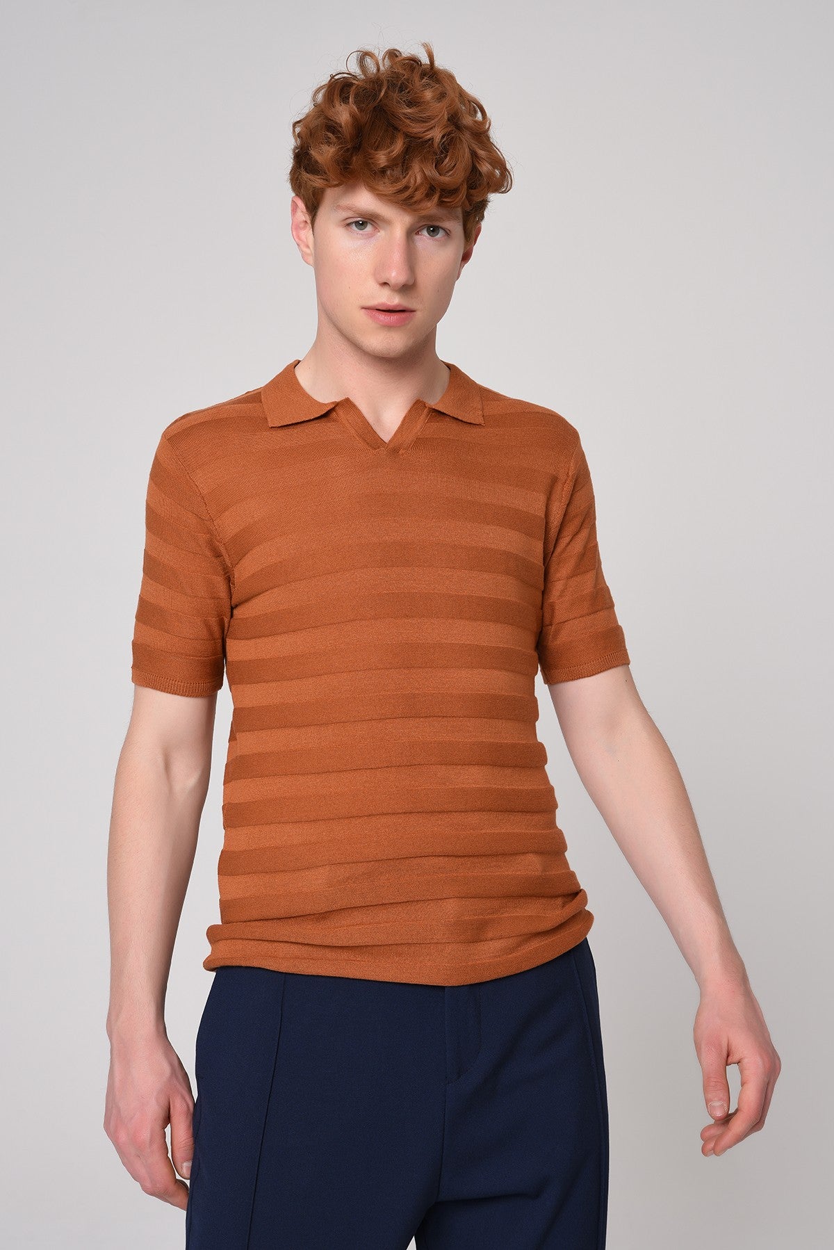 Antioch Siyah Şeritli Polo Yaka Desenli Triko T-Shirt