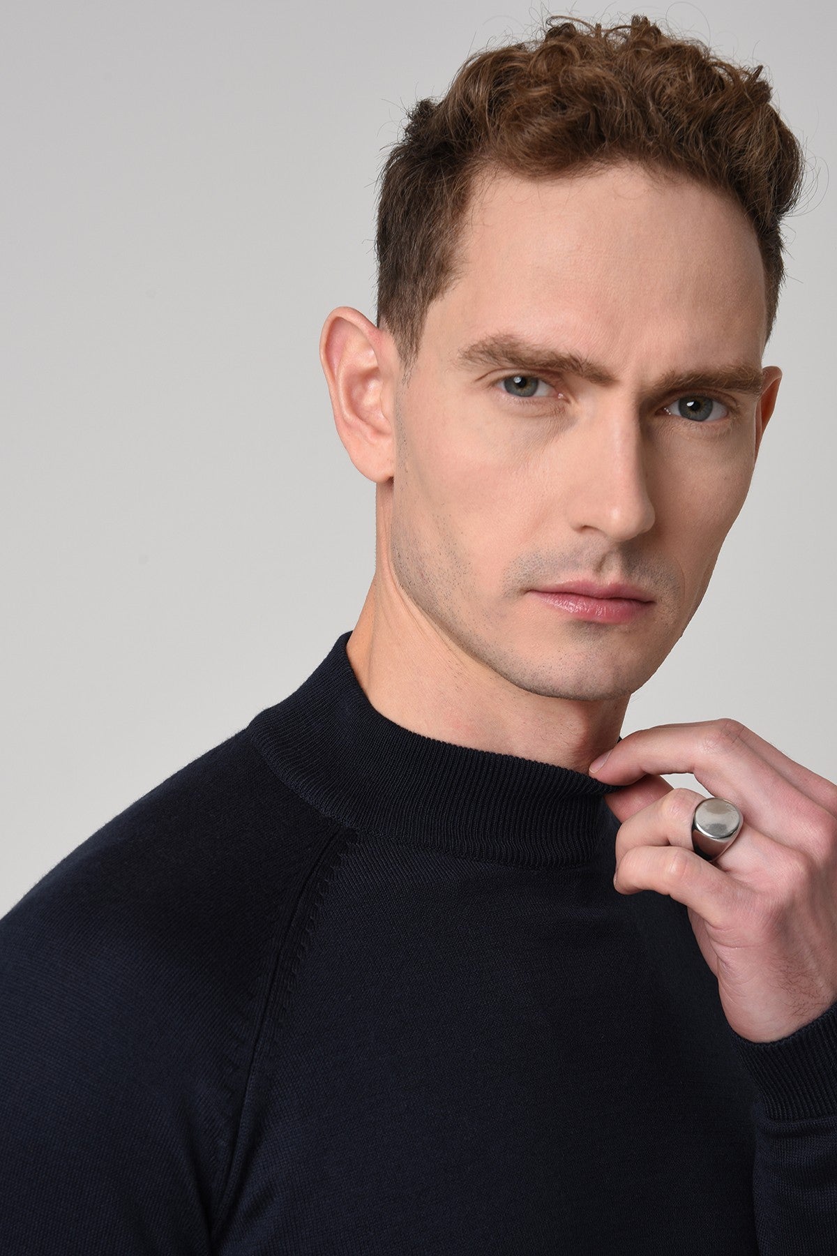 Antioch Saks Yarım Balıkçı Yaka Slim Fit Triko Kazak