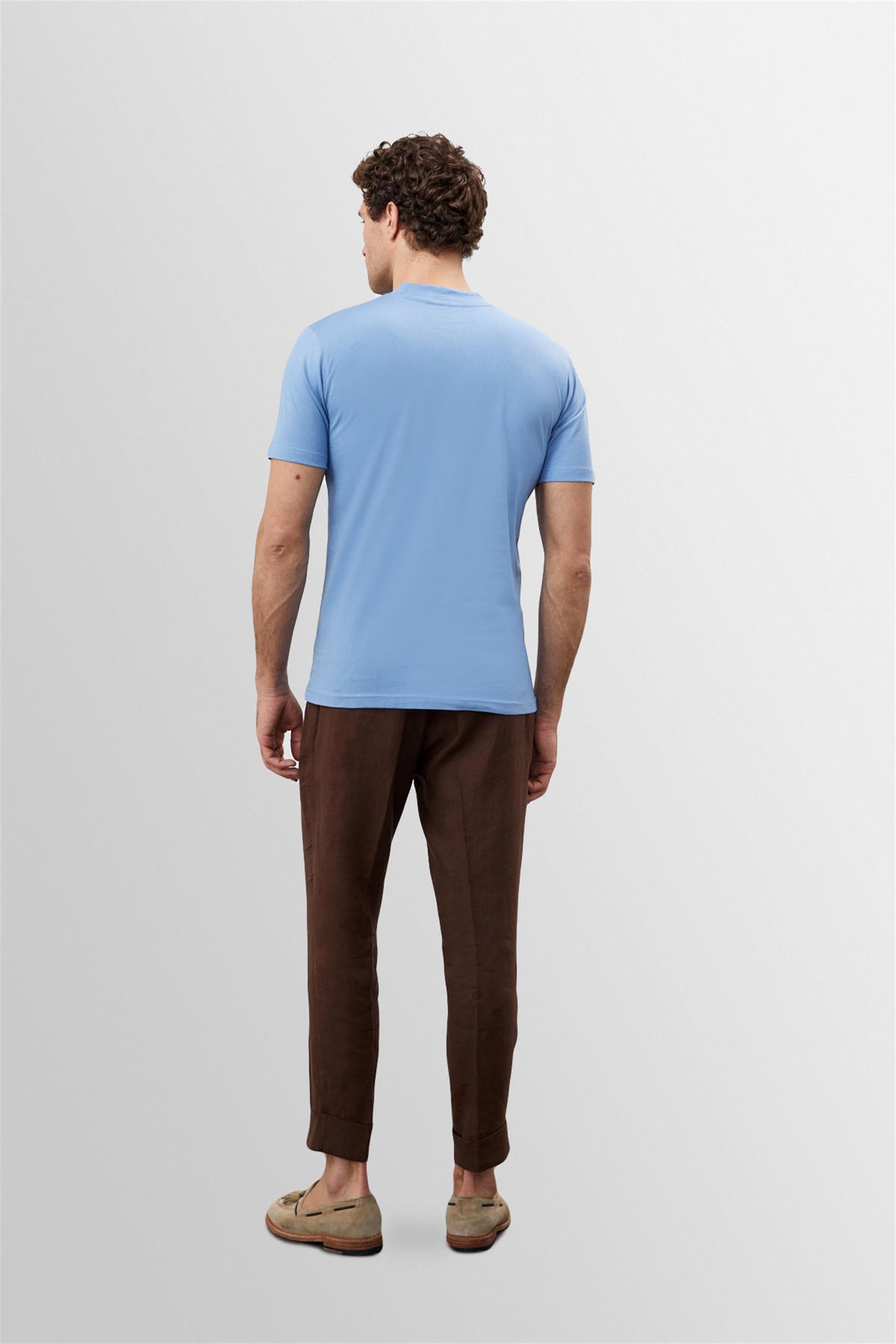 Antioch Saks Slim Fit Basic T-Shirt