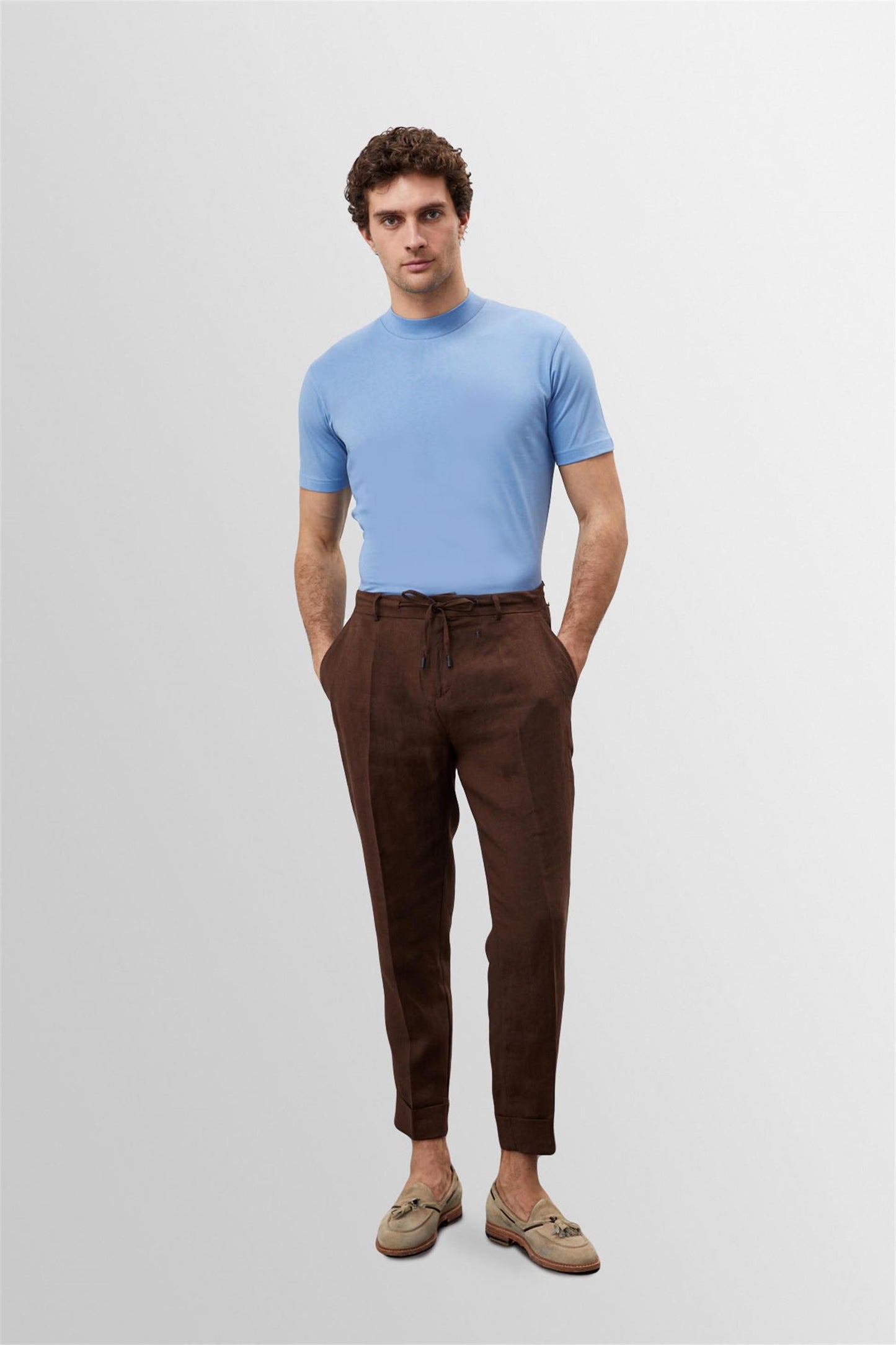 Antioch Saks Slim Fit Basic T-Shirt