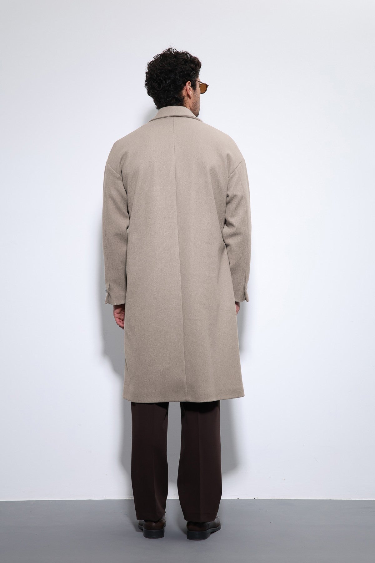 Antioch Siyah Kuşaklı Oversize Erkek Kaban