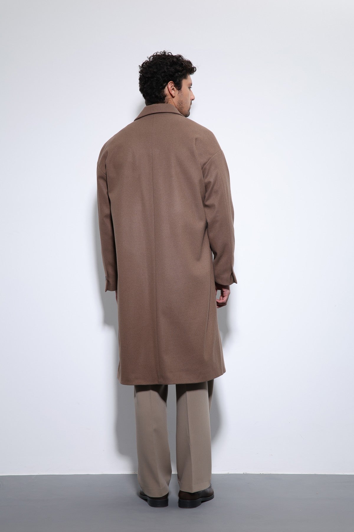 Antioch Siyah Kuşaklı Oversize Erkek Kaban
