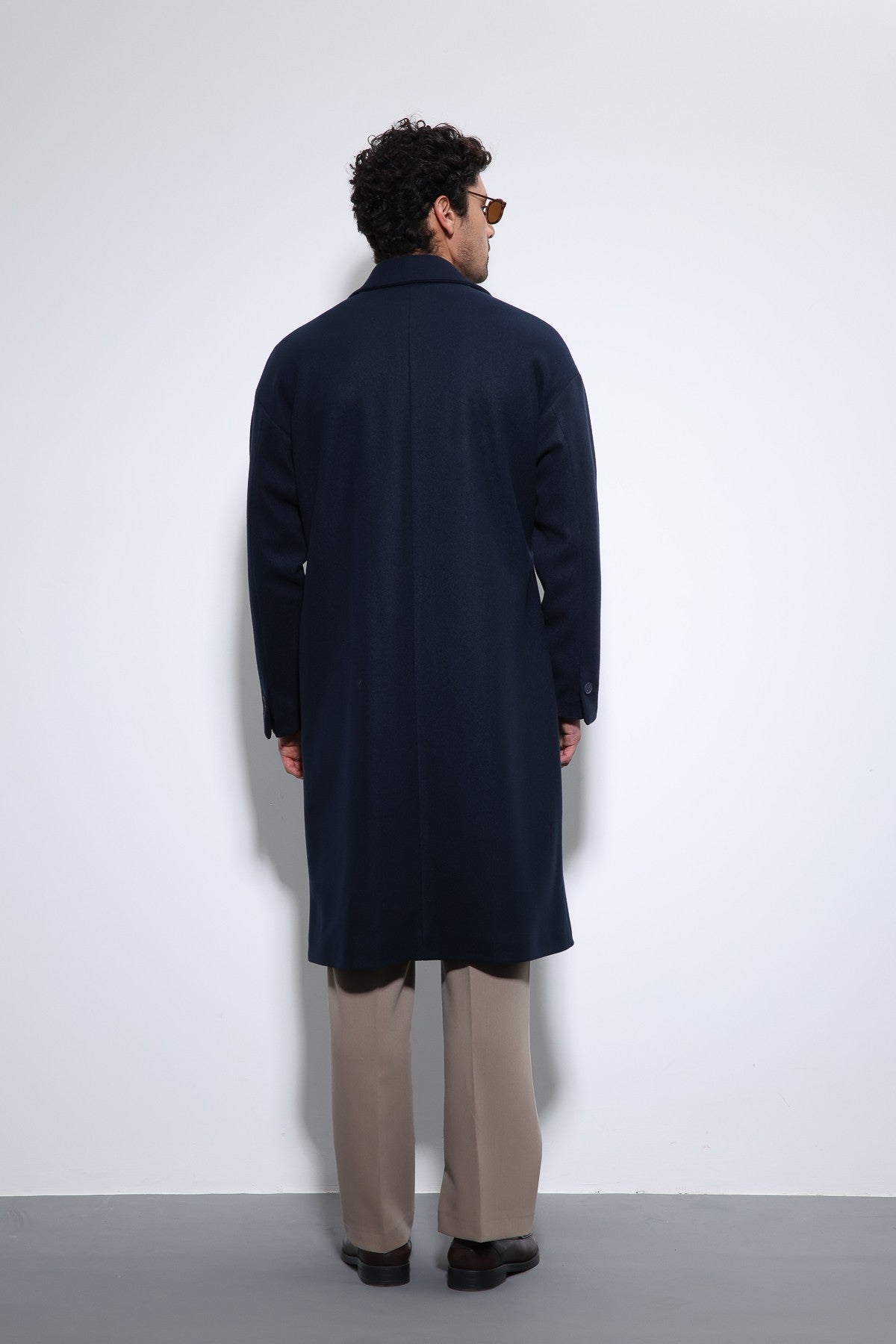 Antioch Siyah Kuşaklı Oversize Erkek Kaban