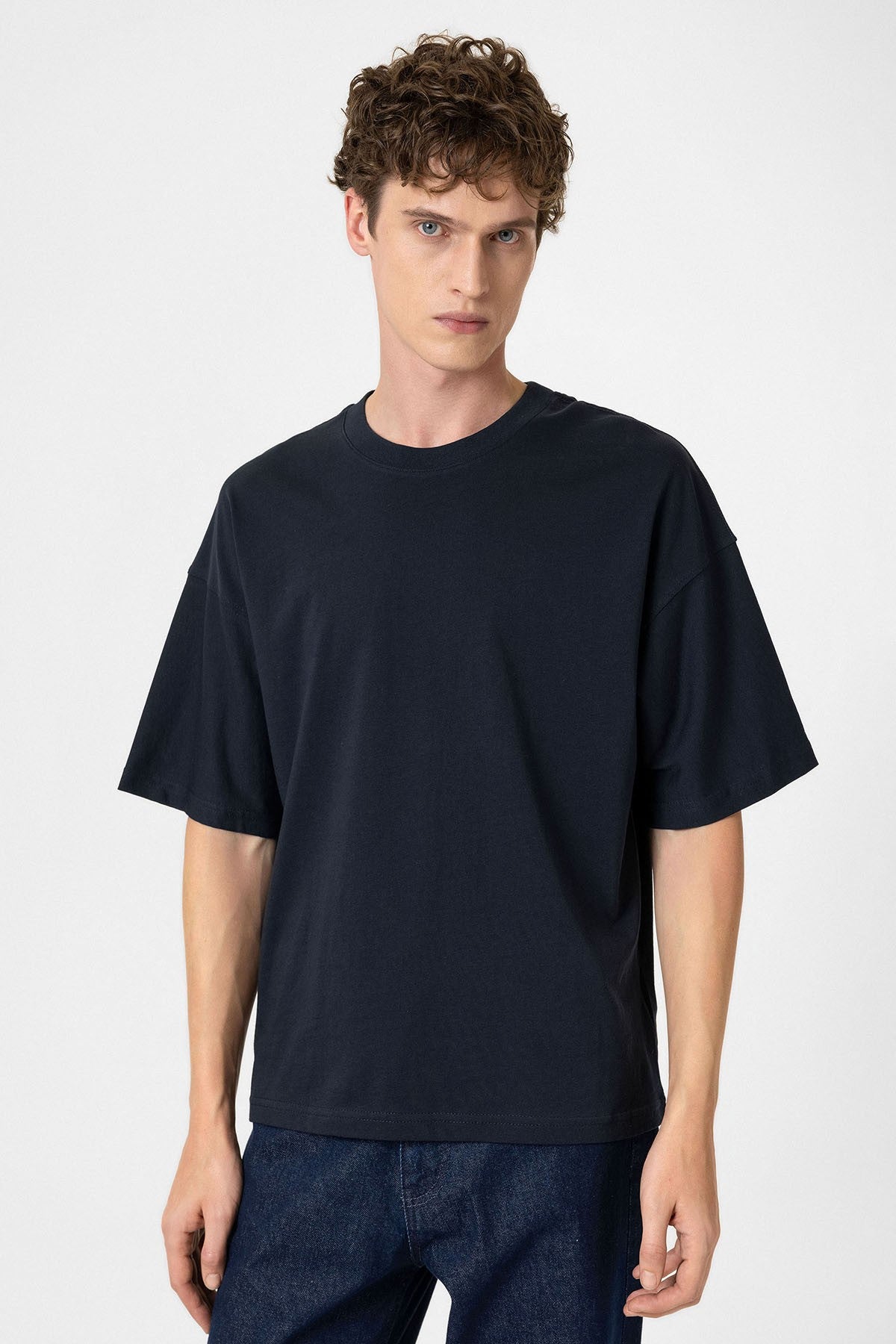 Antioch Siyah Crop Fit Erkek T-Shirt