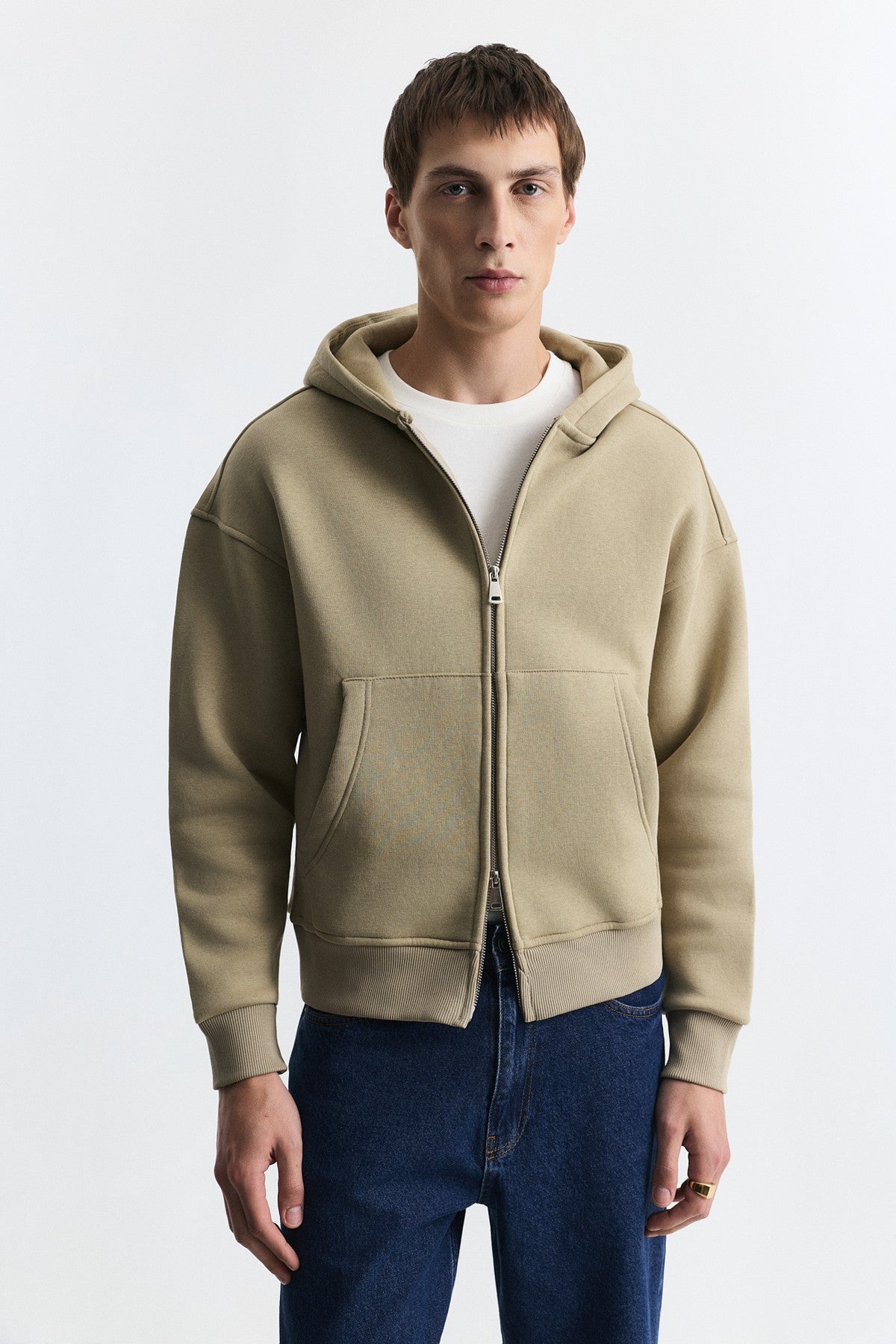 Fermuarlı Kapüşonlu Sweatshirt