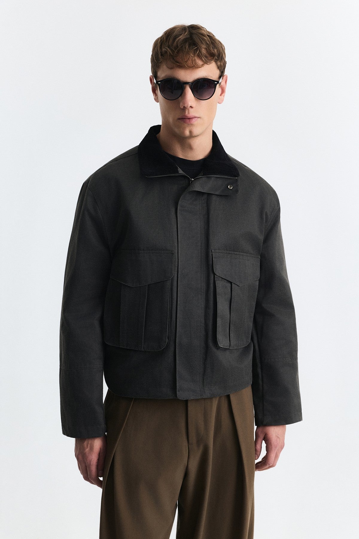 Crop Fit Dik Yaka Mont