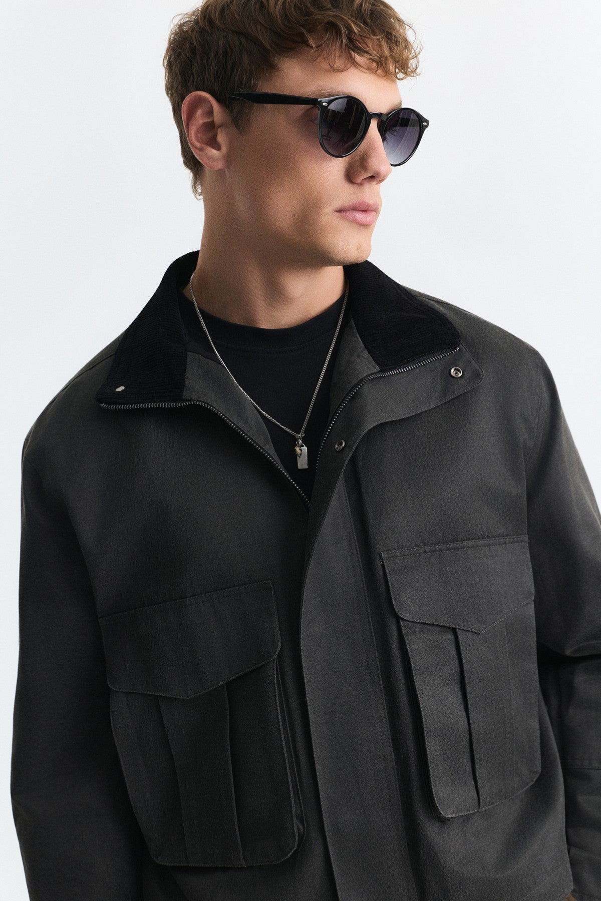 Crop Fit Dik Yaka Mont