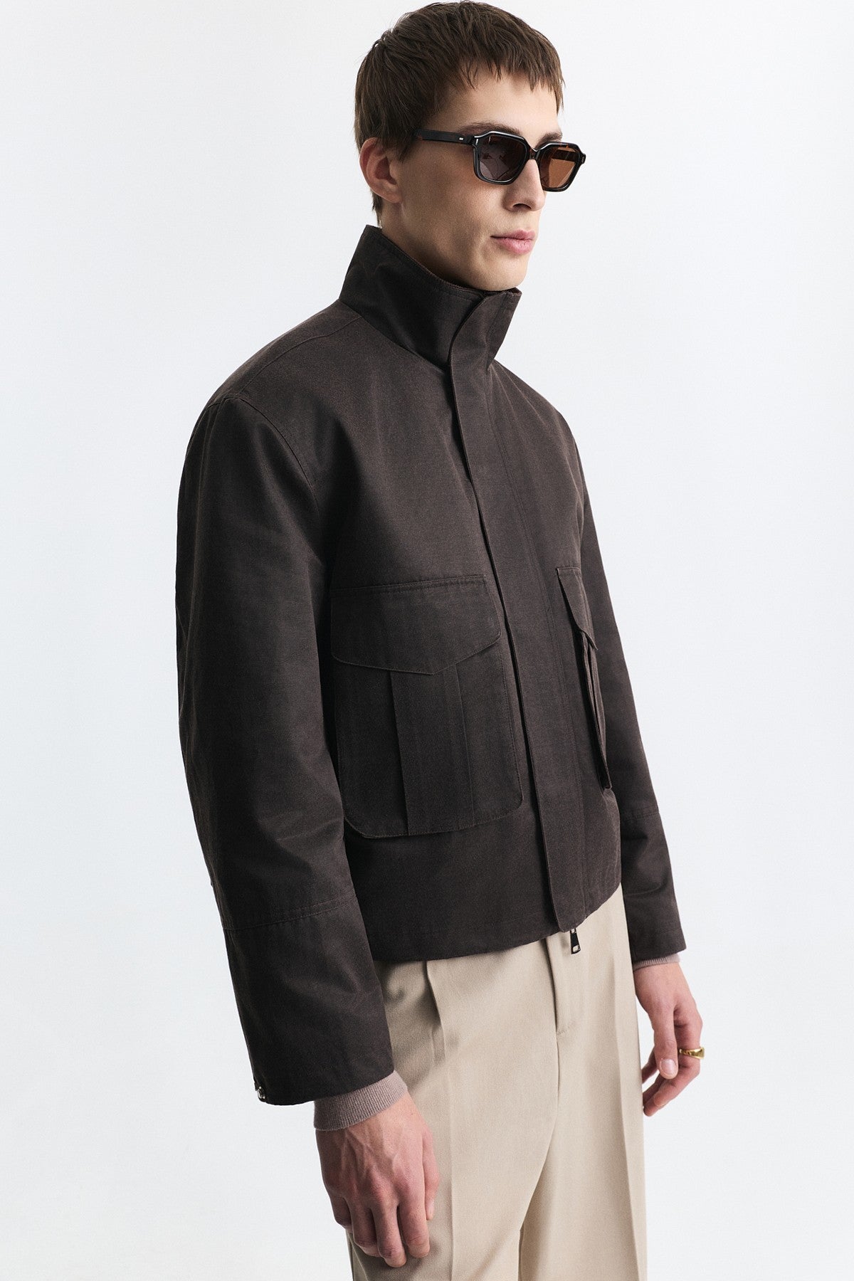 Crop Fit Dik Yaka Mont