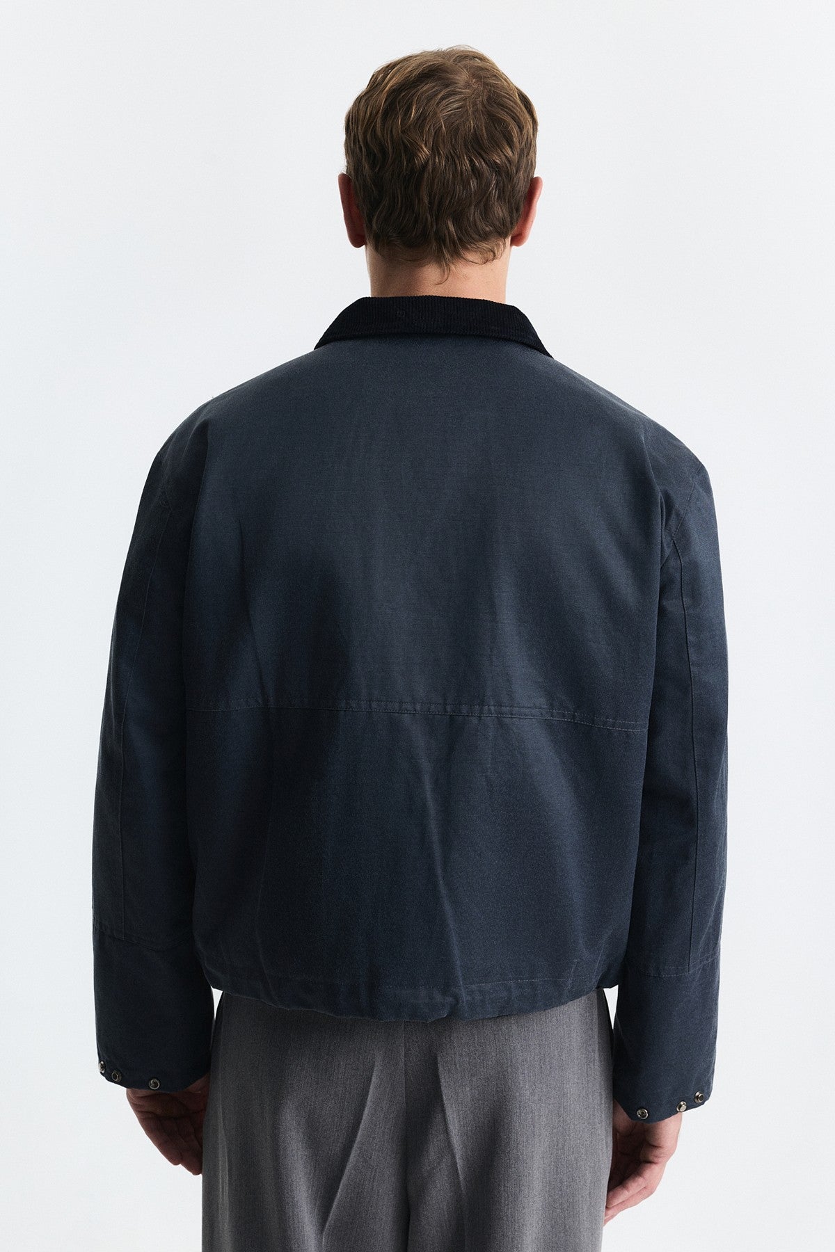 Crop Fit Dik Yaka Mont