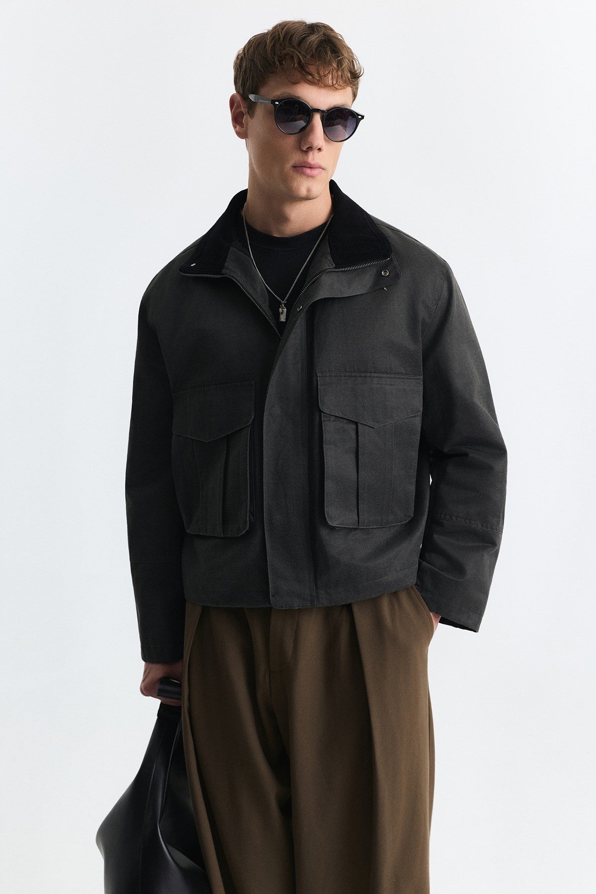 Crop Fit Dik Yaka Mont