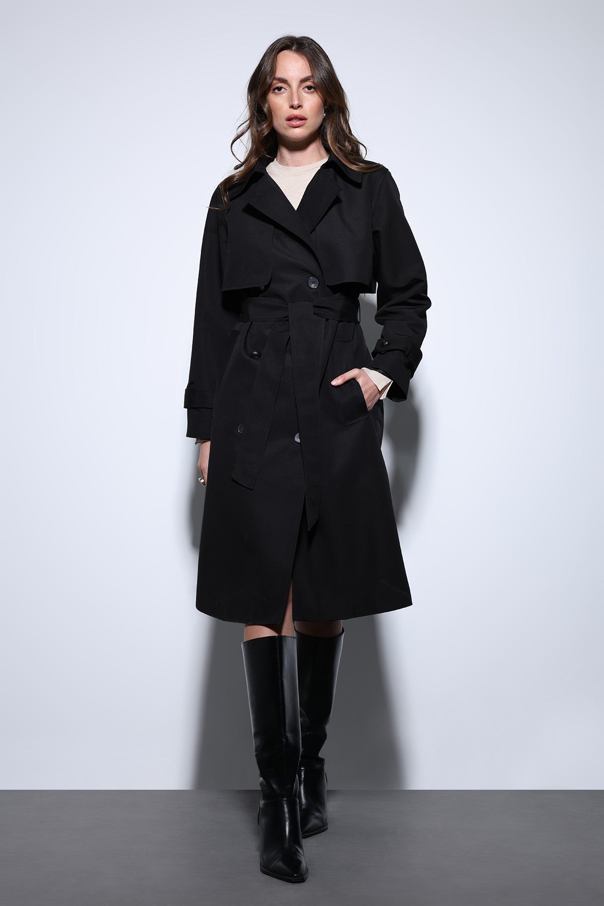 Antioch Siyah Kruvaze Kemerli Kadın Trençkot
