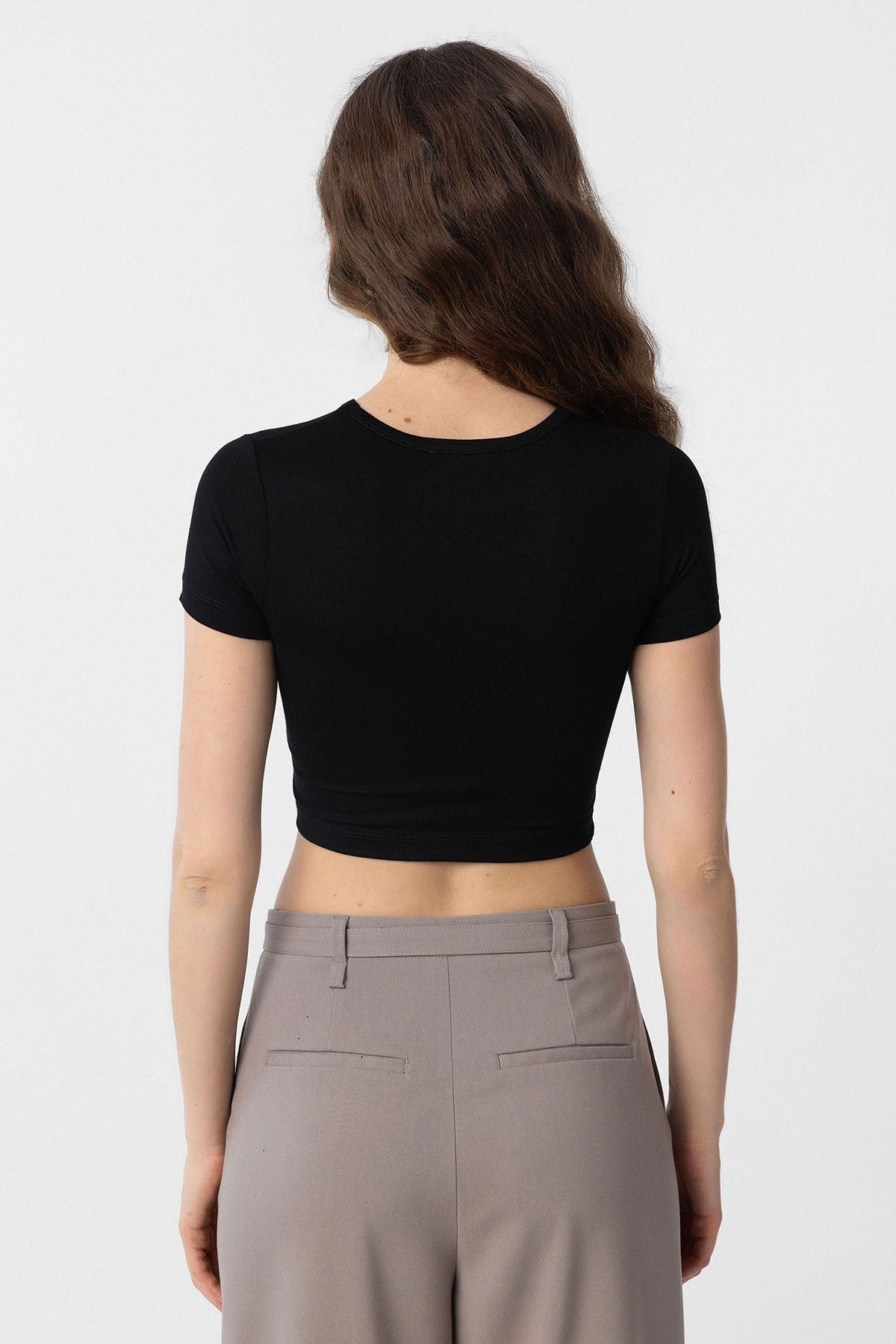 Antioch Crop Kadın T-Shirt