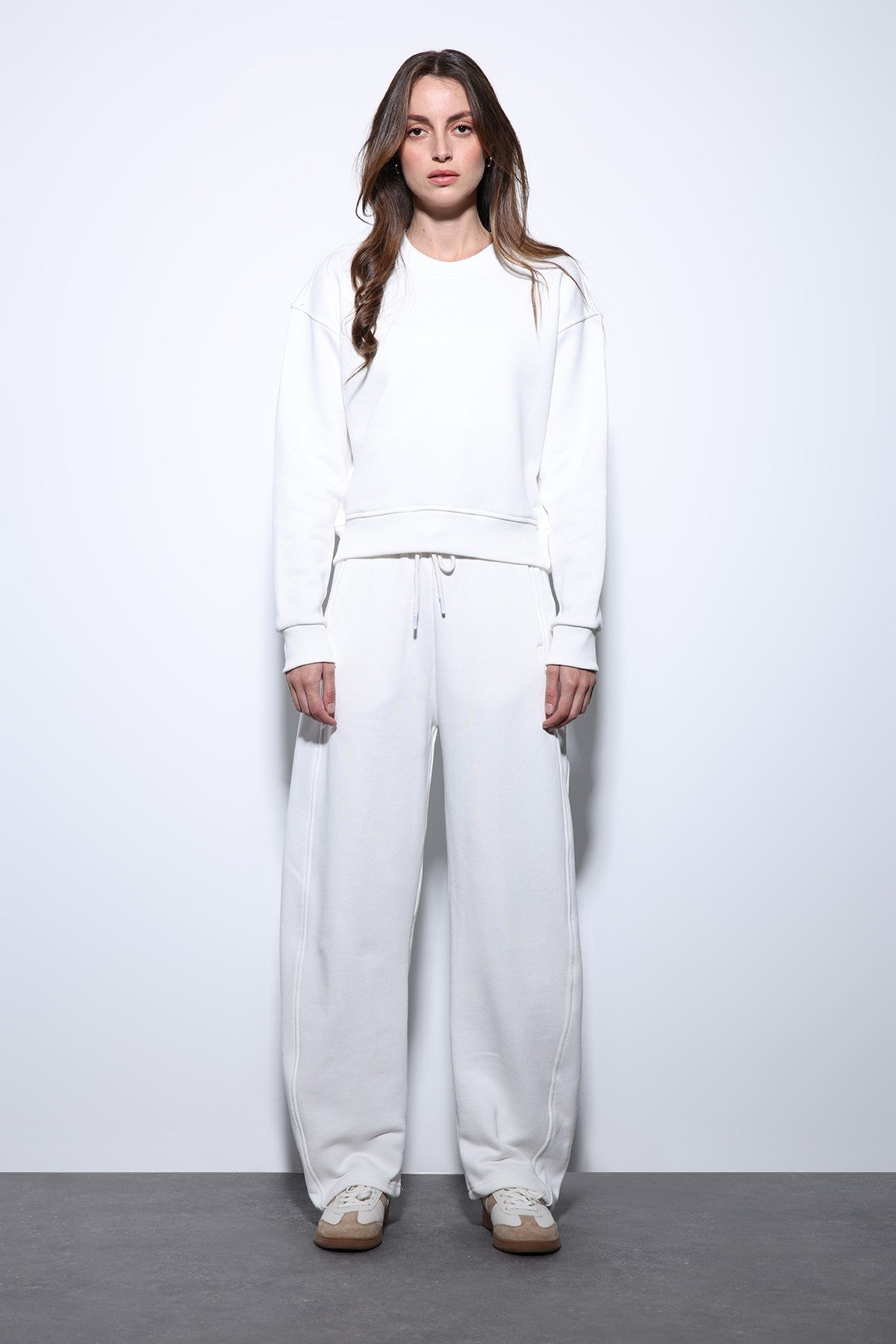 Antioch Basic Kadın Sweatshirt