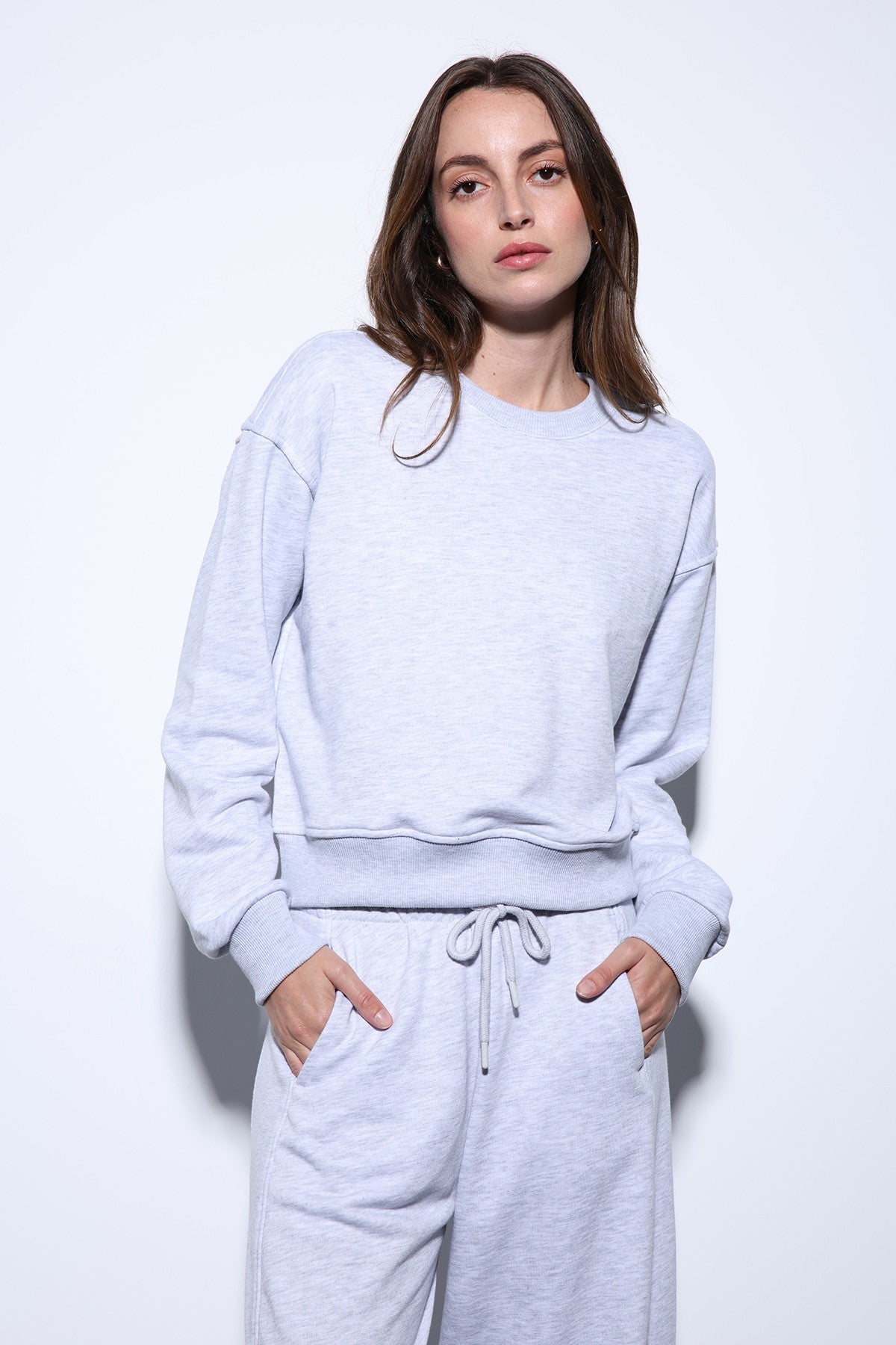 Antioch Basic Kadın Sweatshirt