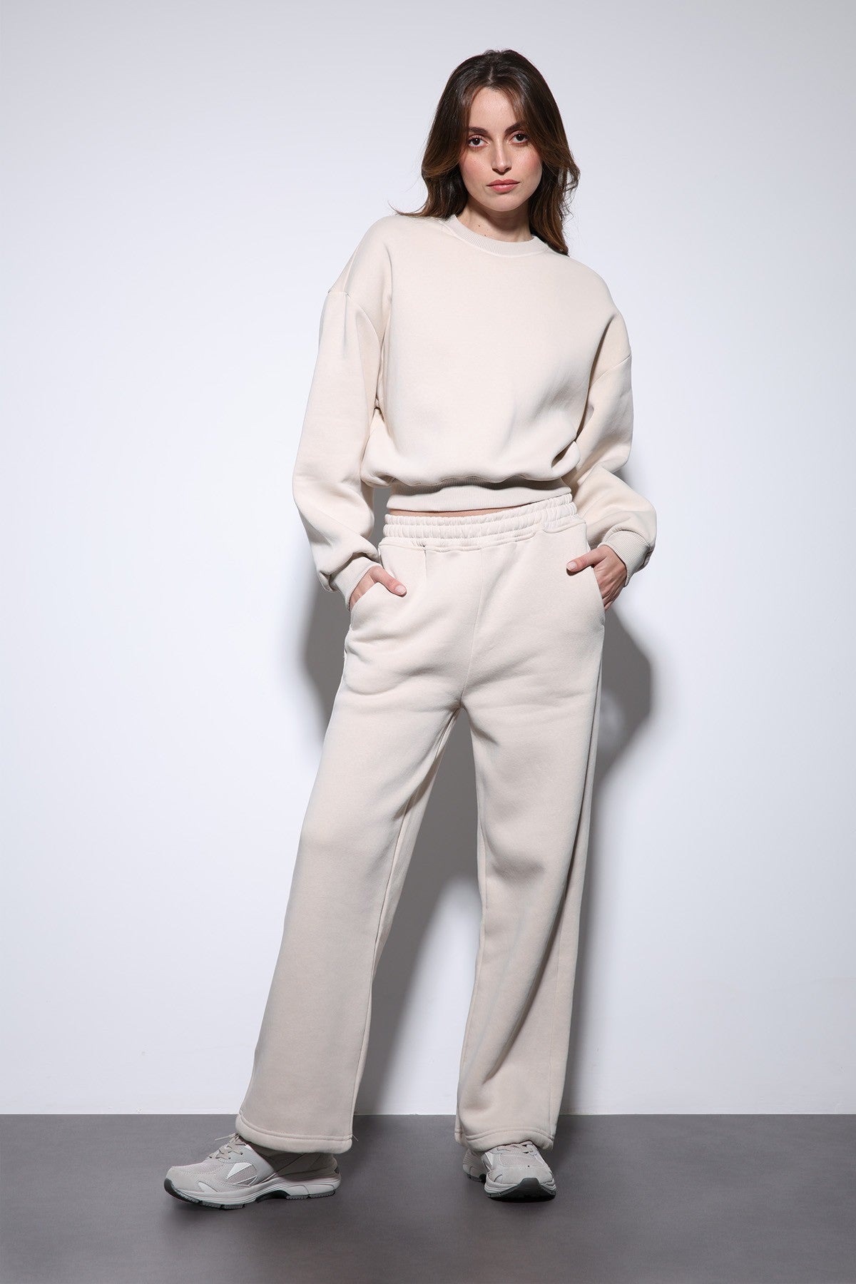 Antioch Basic Kadın Sweatshirt