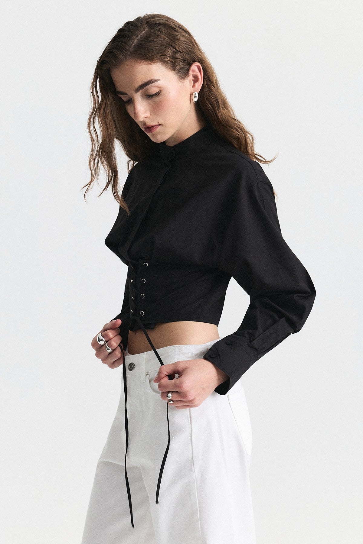 Bağcıklı Korse Detaylı Poplin Gömlek