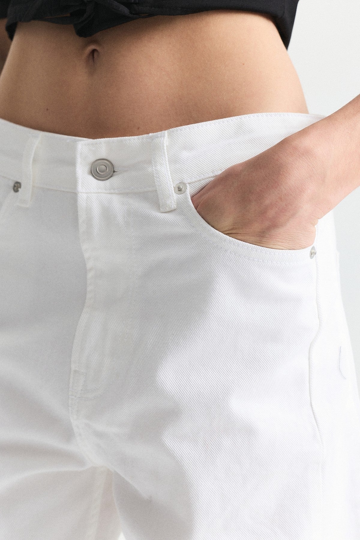 Barrel Fit Jean