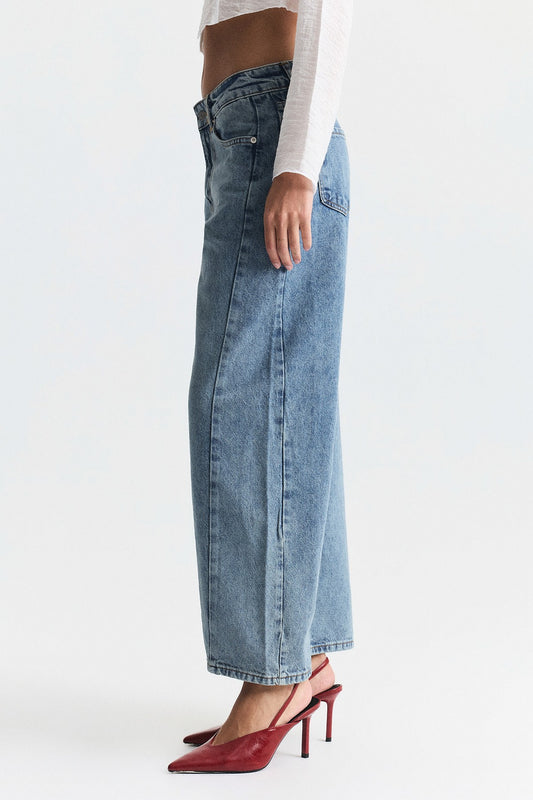 Barrel Fit Jean