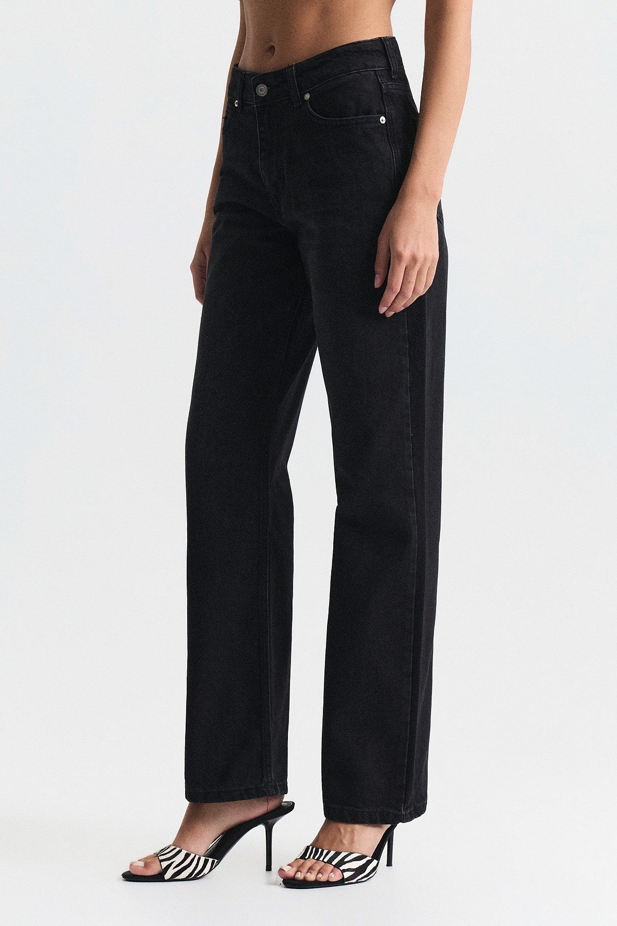 Yüksek Bel Straight Fit Jean