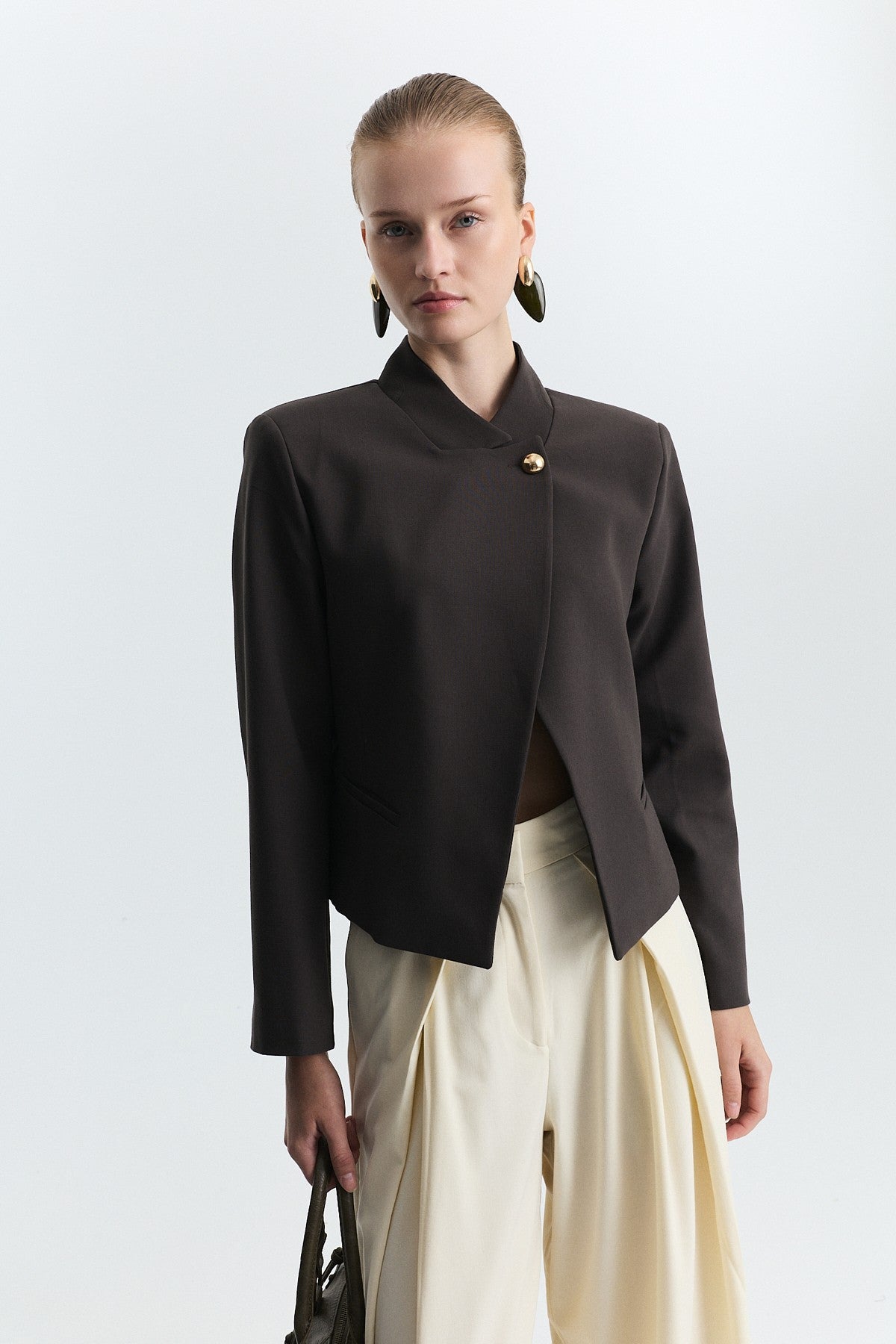 Dik Yaka Tek Düğme Blazer Ceket