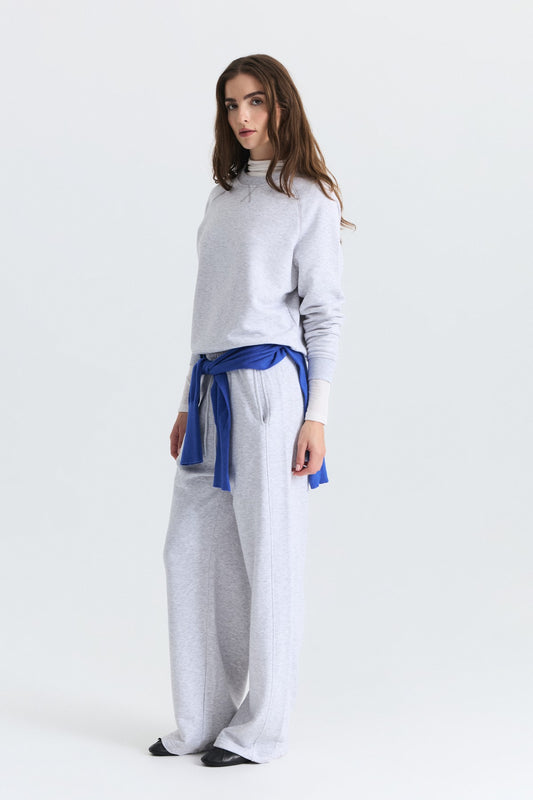 Bisiklet Yaka Sweatshirt ve Geniş Paça Pantolon Takım