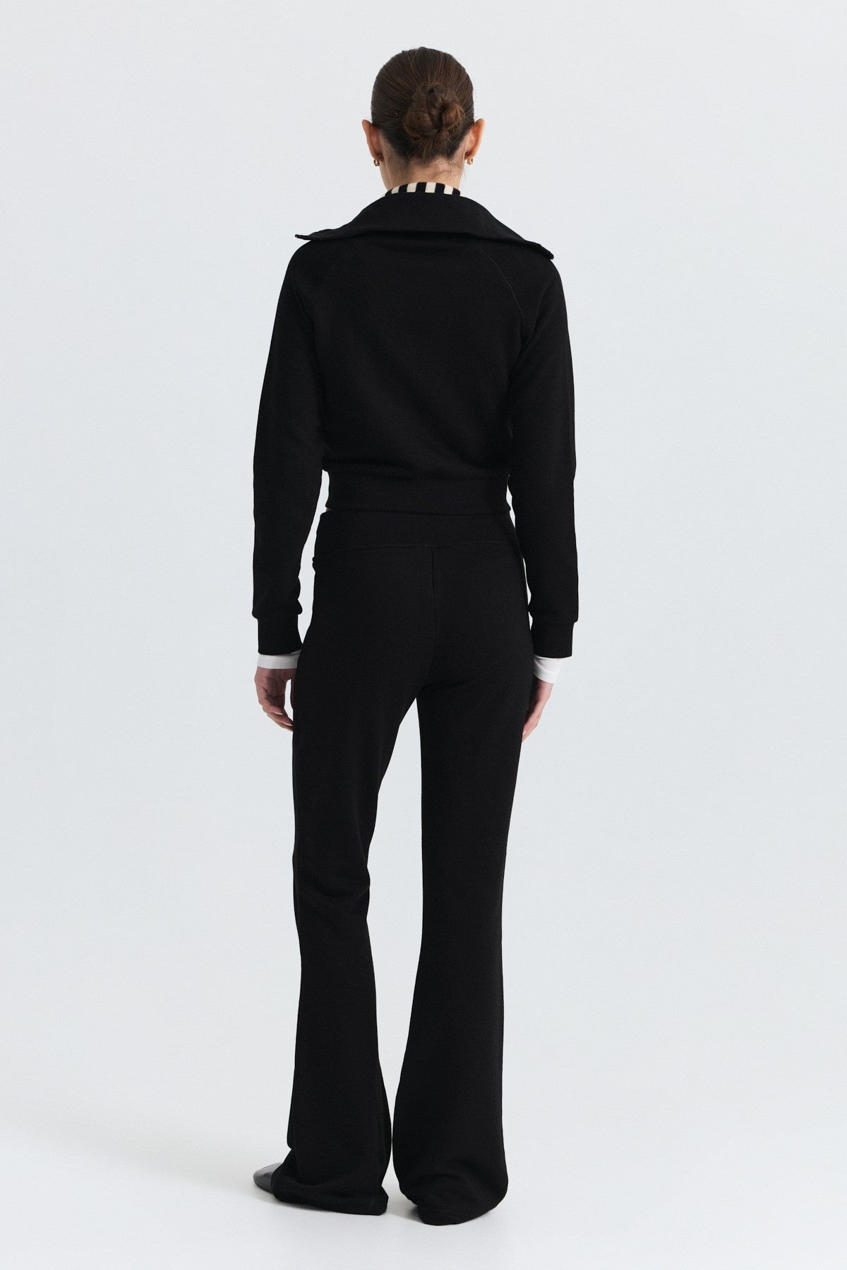 Fermuarlı Sweatshirt ve Çan Paça Eşofman Takım