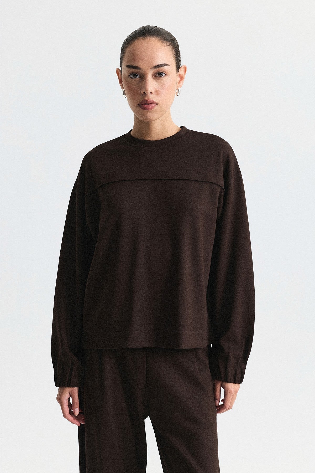 Bisiklet Yaka Sweatshirt ve Jogger Pantolon Takım