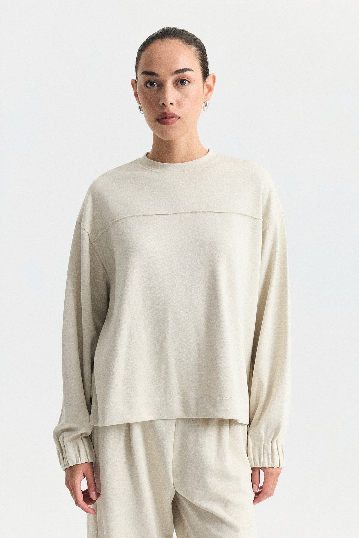 Bisiklet Yaka Sweatshirt ve Jogger Pantolon Takım