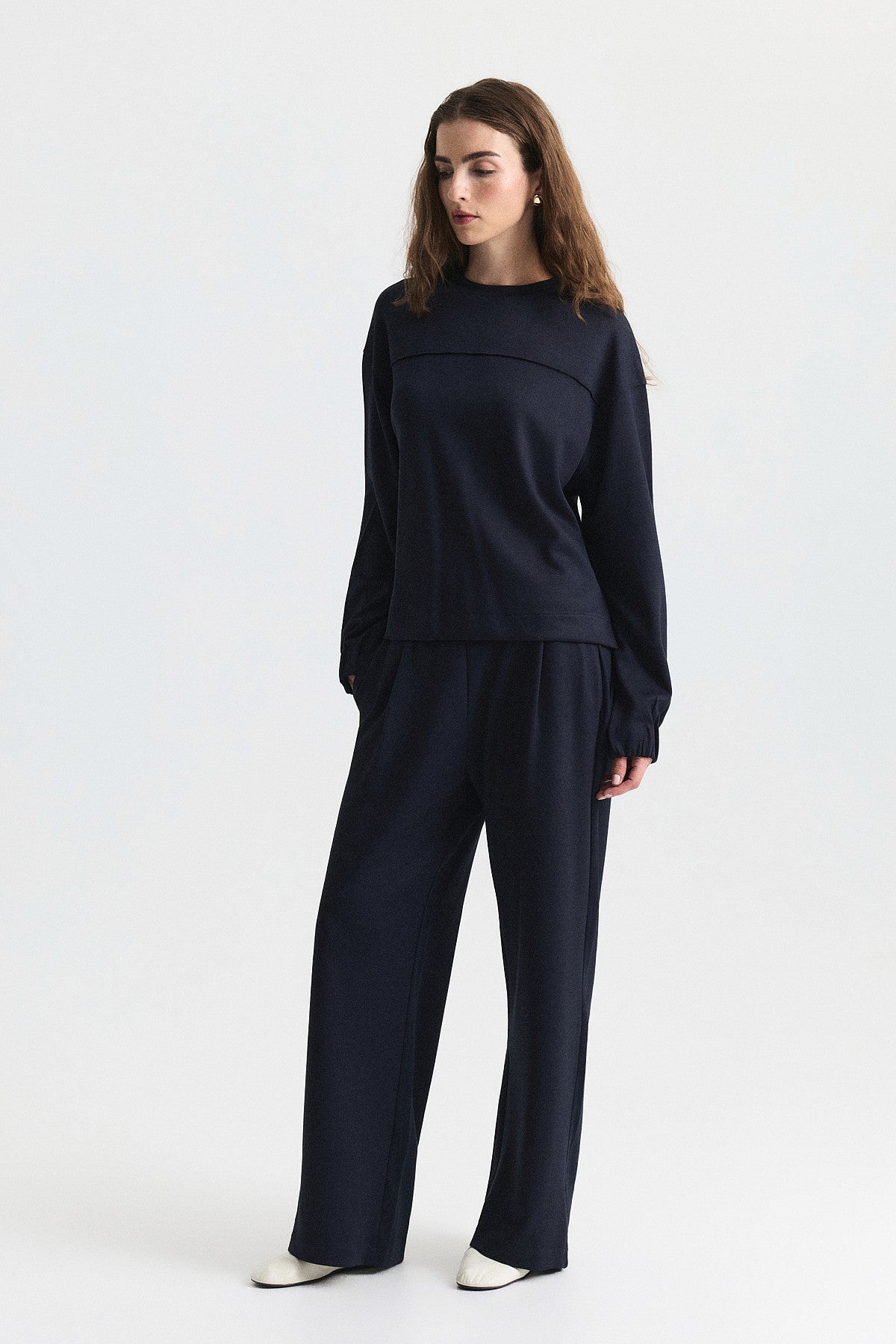 Bisiklet Yaka Sweatshirt ve Jogger Pantolon Takım